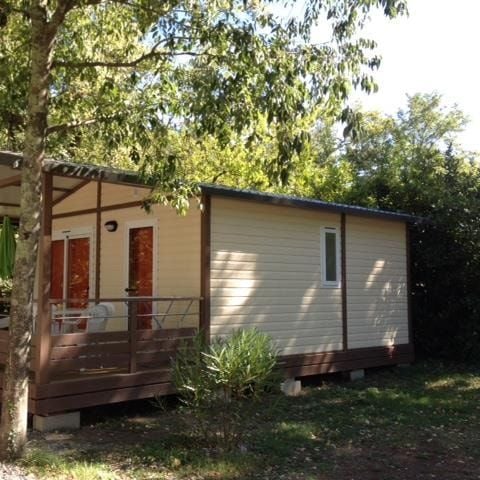 CHALET 4 personnes - STANDARD NEMO 20m²  2 chambres - terrasse semi-couverte