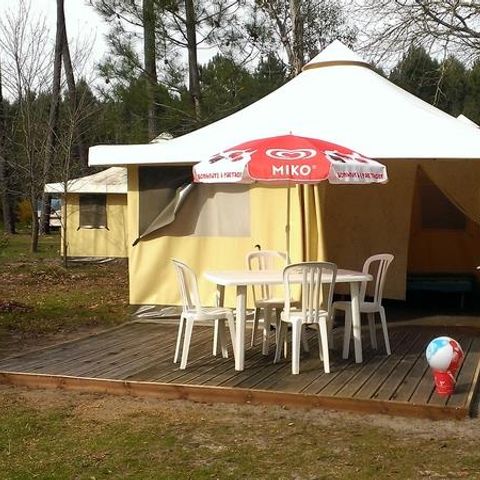 BUNGALOW TOILÉ 5 personnes - Sans sanitaires