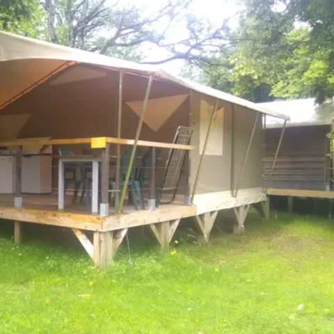 BUNGALOW TOILÉ 5 personnes - PETIT LODGE sans sanitaires