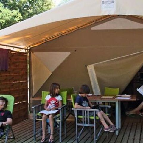 Bungalowtent 5 personen - LITTLE LODGE zonder sanitair