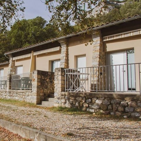 Landhuis 4 personen - Paviljoen met uitzicht - 1 slaapkamer met airconditioning + terras en TV