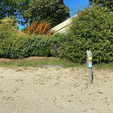 EMPLACEMENT - Camping-car sans électricité