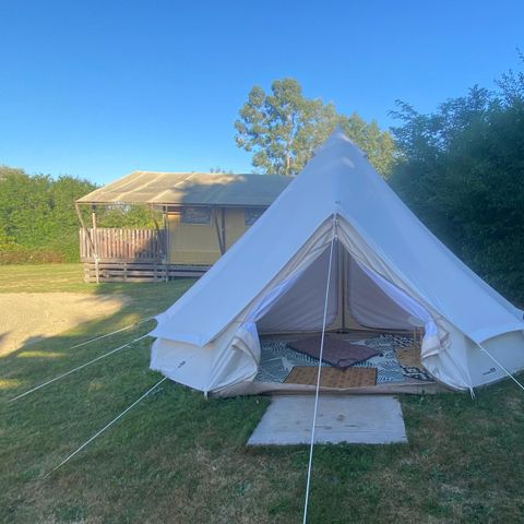 TENT 4 people - Louisiane tent - shared sanitary facilities