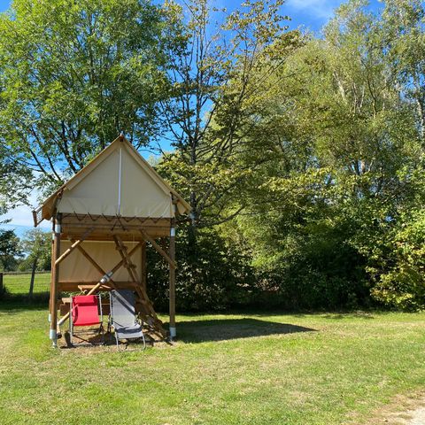 TENTE 2 personnes - Tente Bivouac - sanitaires communs