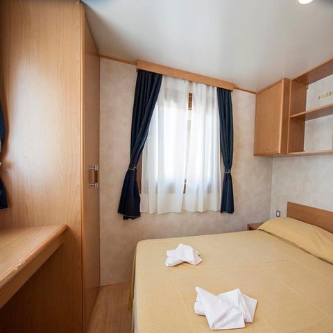 MOBILHOME 2 personnes - 2 chambre