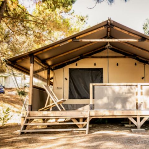 TENTE TOILE ET BOIS 5 personnes - Corsica lodge, 2 chambres - arrivée le mercredi en haute saison