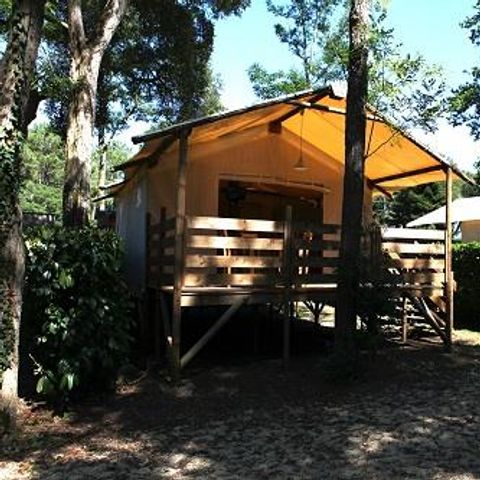 CANVAS AND WOOD TENT 4 people - Cabane Lodge Standard 20m² 2 bedrooms + towels and sheets + covered terrace + TV