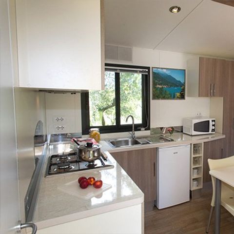 Stacaravan 6 personen - Mobile-home | Comfort XL | 2 slaapkamers | 4/6 pers. | Verhoogd terras | Airconditioning