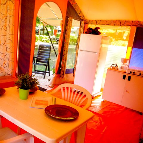 BUNGALOWTENT 6 personen - ROCAMADOUR zonder sanitair