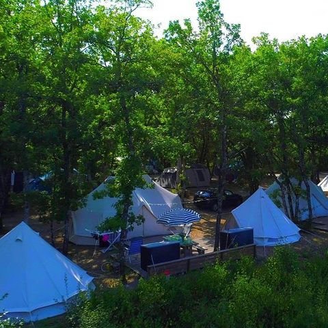 TENT 4 personen - Glamping - 2 tenten op plaats - geen sanitair