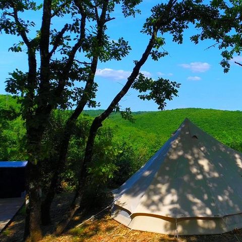 ZELT 4 Personen - Glamping - 2 Zelte auf einem Stellplatz - ohne Sanitäranlagen