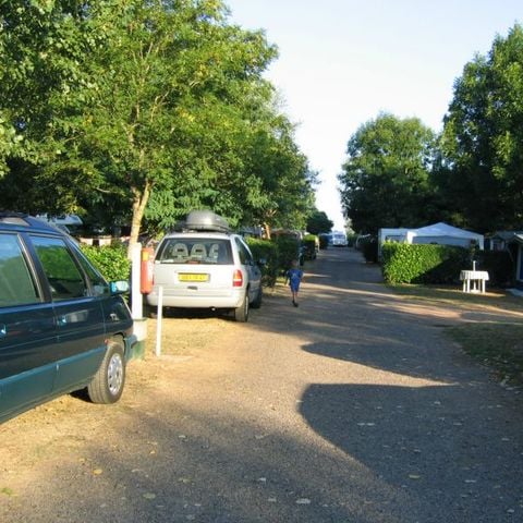 STAANPLAATS - Camping met of zonder voertuig (80 tot 100m²)