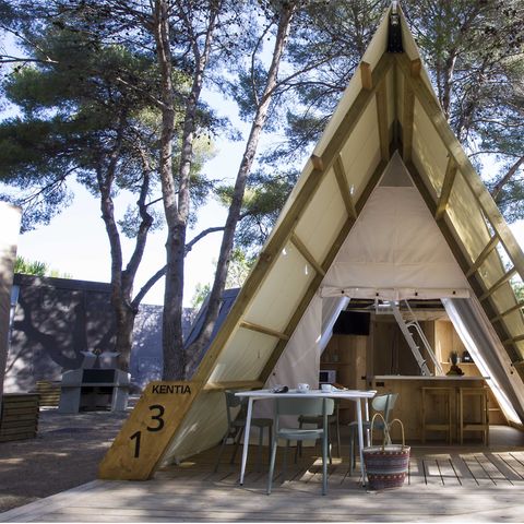 TIENDA DE LONA Y MADERA 4 personas - Glamping Kentia