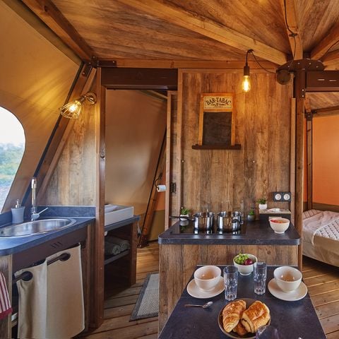 UNIEKE ACCOMMODATIE 4 personen - Tipi Insolite Premium 2 slk. - BADKAMER