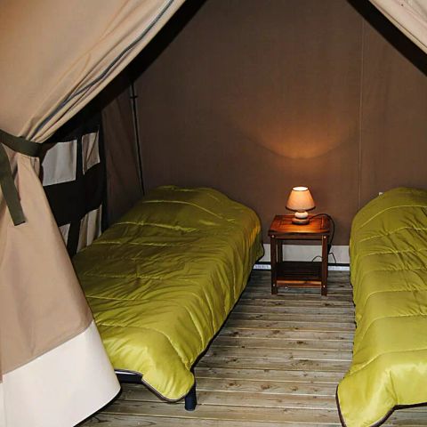 SAFARITENT 5 personen - Lodge Victoria 3 kamers 5 personen zonder sanitair