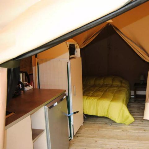 CANVAS AND WOOD TENT 5 people - Lodge Victoria 3 Rooms 5 People Without Sanitary