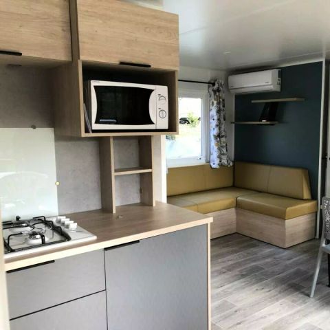 STACARAVAN 4 personen - Comfort+ 3 kamers 4 personen Airconditioning + TV