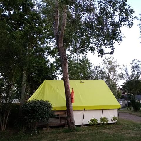 CANVAS AND WOOD TENT 4 people - Ecolodge SAHARI 17m² 2 rooms - without sanitary facilities