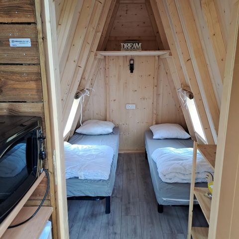 UNUSUAL ACCOMMODATION 4 people - Tipi hut 12m², 2 bedrooms 2023 without private bathroom