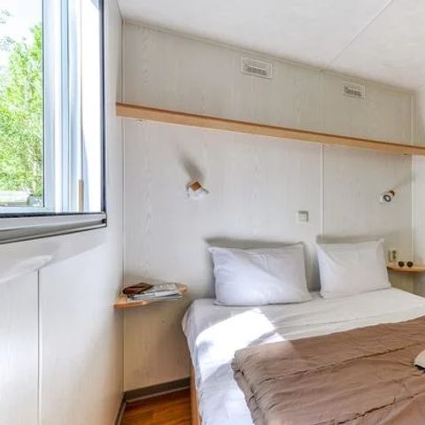 Stacaravan 4 personen - Mobile-home | Comfort | 2 Slaapkamers | 4 Pers. | Verhoogd terras | Airconditioning.