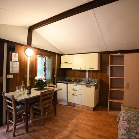 Bungalow 4 personen - Bungalow B5 (twee kamers)