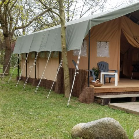 ZELT 5 Personen - Lodge, ohne Sanitäranlagen