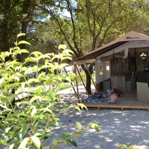 CANVAS AND WOOD TENT 5 people - Luxury safari