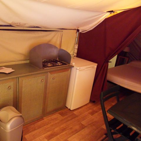 TENT 4 people - SAFARI without sanitary facilities