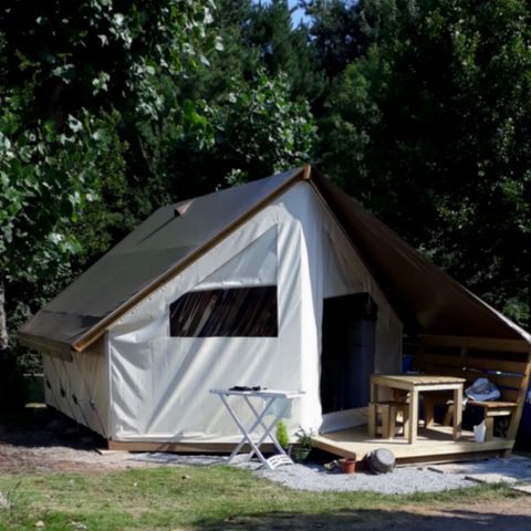 CANVAS AND WOOD TENT 5 people - Sahari (without sanitary facilities)