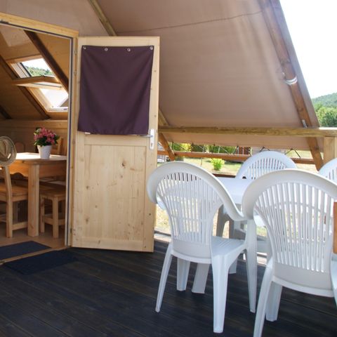 CANVAS AND WOOD TENT 5 people - Cabane du Trappeur 24m² CONFORT 2 bedrooms + air conditioning