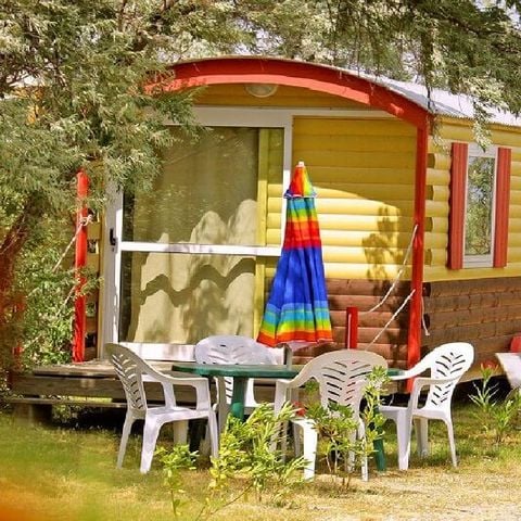 HÉBERGEMENT INSOLITE 4 personnes - Roulotte 1 Chambre 4 Personnes non sanitarisée