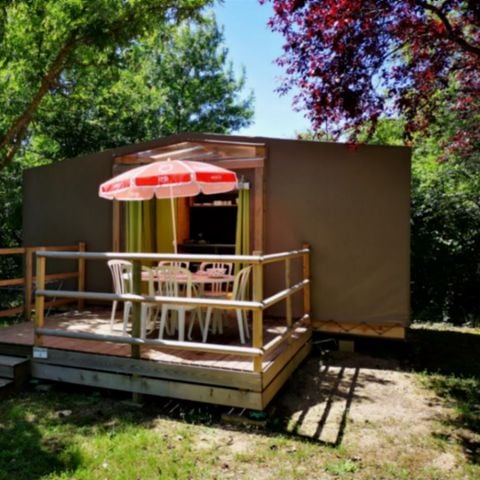 CANVAS AND WOOD TENT 5 people - Maori Lodge - without sanitary facilities