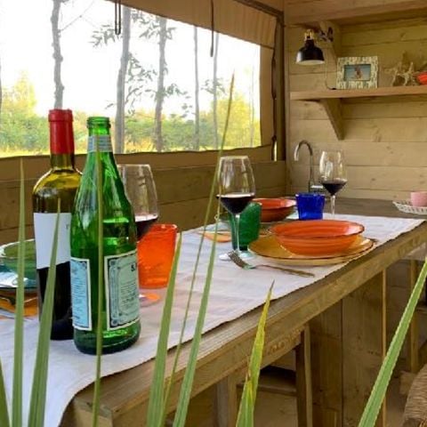 HÉBERGEMENT INSOLITE 4 personnes - AIRSTREAM LODGE