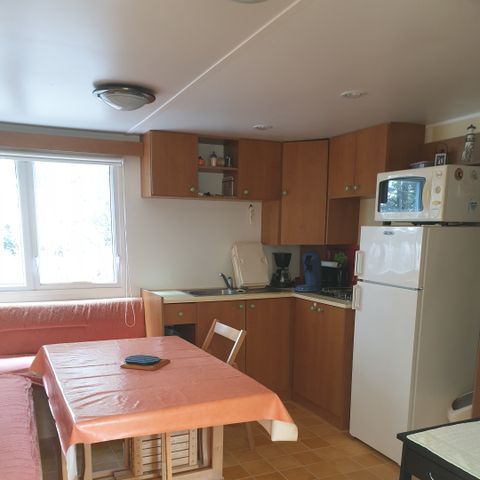 Stacaravan 4 personen - CAMPING ACAPULCO/ MH 2 slaapkamers economisch Overdekt terras (model ouder dan 15 jaar) 21-25m²