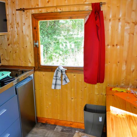 CHALET 4 personnes - Chalet 13m² - 1 chambre - sans sanitaires 1/4 pers.