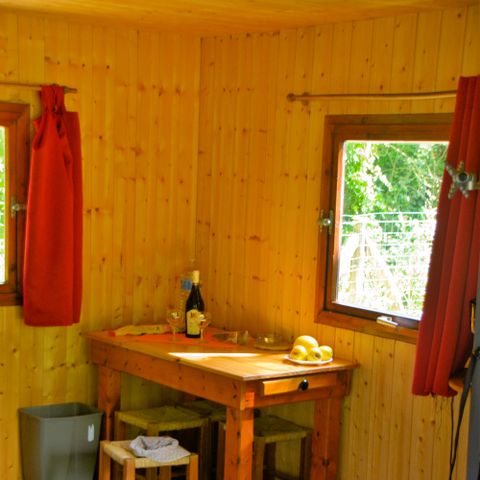 CHALET 4 personnes - Chalet 13m² - 1 chambre - sans sanitaires 1/4 pers.