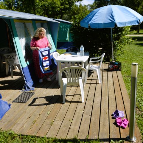 BUNGALOW TOILÉ 6 personnes - SANS SANITAIRES