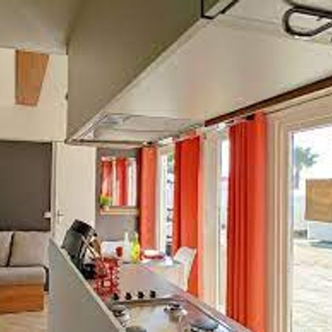 CASA MOBILE 8 persone - Luminosa - Colazione + biancheria da letto inclusa + 2 funpass per adulti e 4 funpass per bambini inclusi