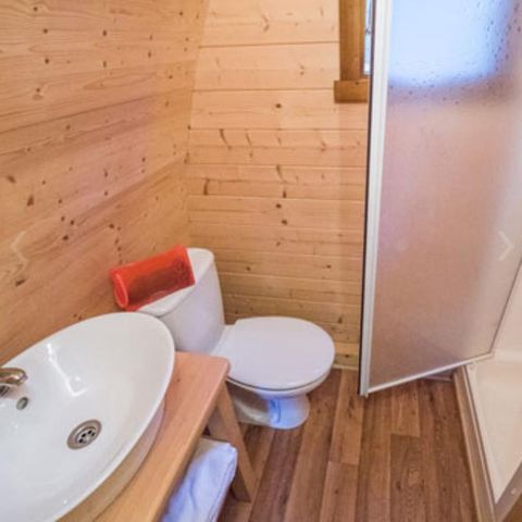 HÉBERGEMENT INSOLITE 3 personnes - Cottage Insolite - Cabane forestière