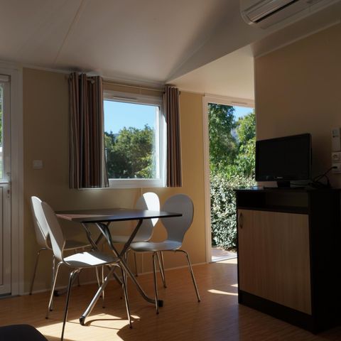 Stacaravan 4 personen - Revelleta 31 m², airconditioning, 2 slaapkamers