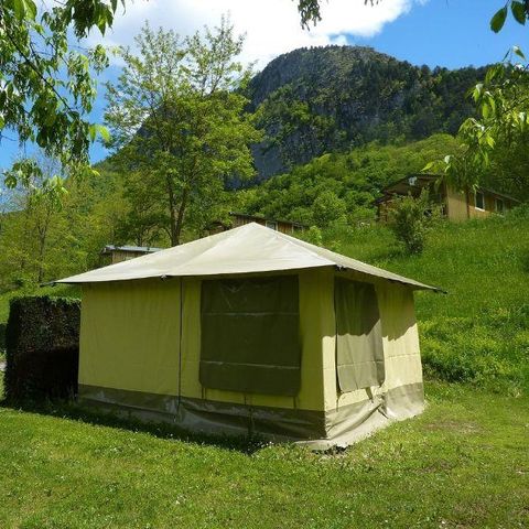 BungalowTent 4 personen - Standaard 16m² - 2 slaapkamers - geen badkamer