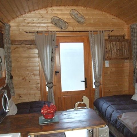 UNUSUAL ACCOMMODATION 4 people - 4-seater caravan Edelweiss