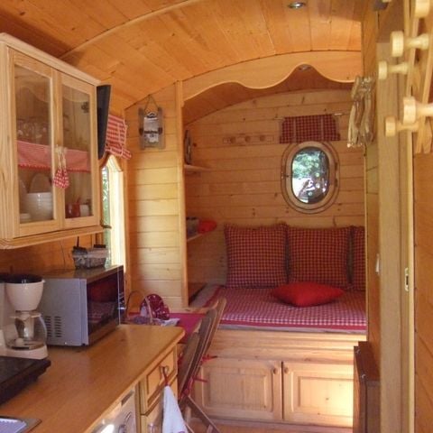 UNUSUAL ACCOMMODATION 2 people - 2-seater caravans