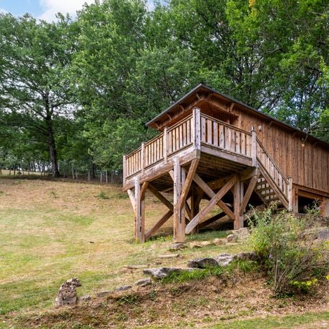 UNIEKE ACCOMMODATIE 5 personen - Houten hut op palen 2 kamers 5 personen