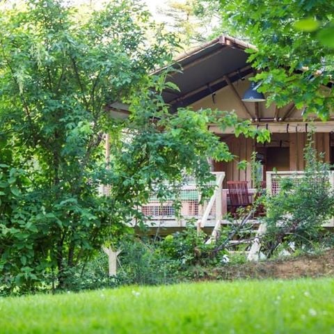 TENTE TOILE ET BOIS 5 personnes - Tente SAFARI WOODLODGE 59m² / 2 chambres - terrasse couverte (sanitaires privatifs)