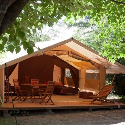 CANVAS AND WOOD TENT 5 people - COTTON LODGE NATURE 25m² / 2 bedrooms - covered terrace (no private bathroom)