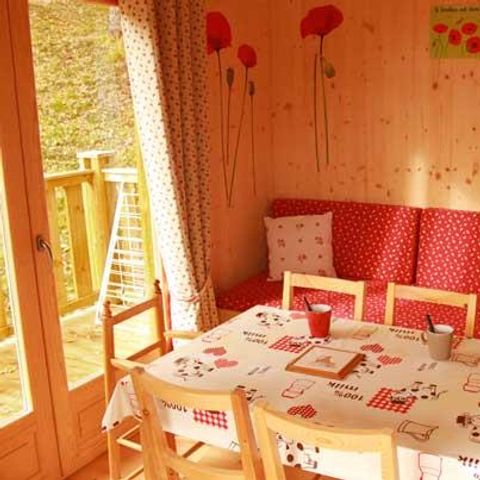 UNUSUAL ACCOMMODATION 5 people - CABANE in the trees 24m² / 1 bedroom - covered terrace