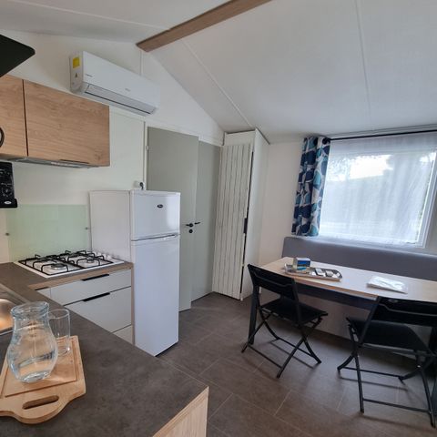 Mobilheim 4 Personen - Mobilheim CONFORT 2 SCHLAFZIMMER 7.5mx4m (28-30m2) + halbüberdachte Terrasse + Klimaanlage + Fernseher