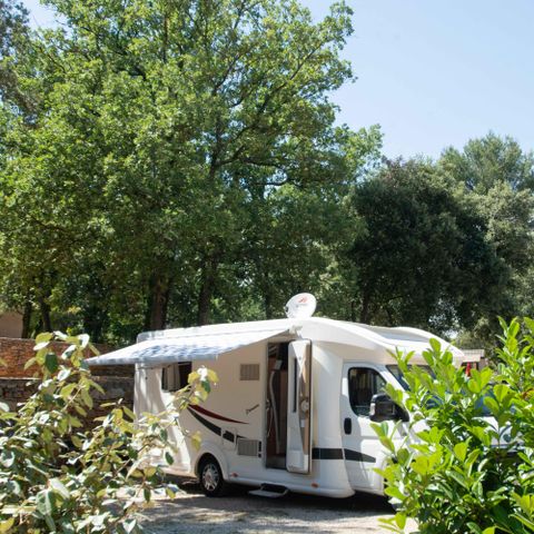 EMPLACEMENT - Emplacement 2 personnes (véhicule inclus)