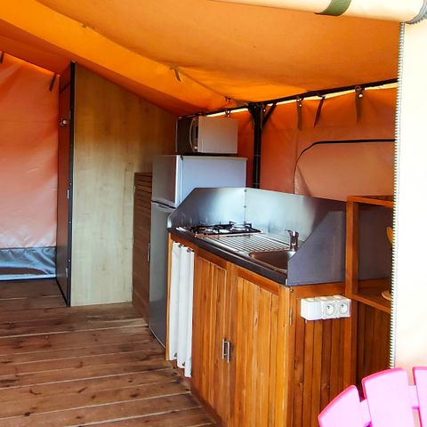 CANVAS AND WOOD TENT 5 people - TENT LODGE KENYA. (no shower room)